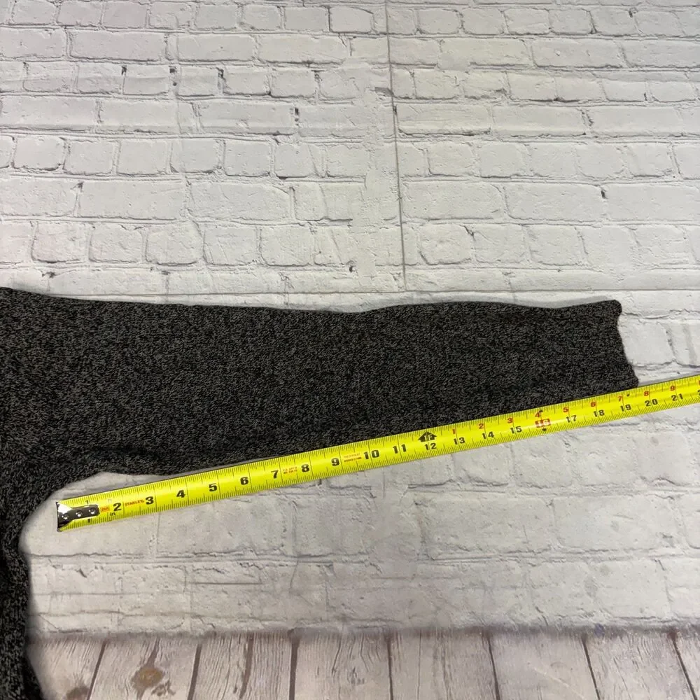 J. Crew Men 100% Lambswool Sweater Size Medium Crew Neck C120 -29
